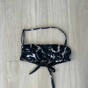 lululemon athletica Black and White Swim Top